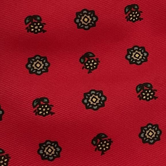 Paris Cacharel Pure Slik Mens Red With Floral Design - Picture 3 of 6